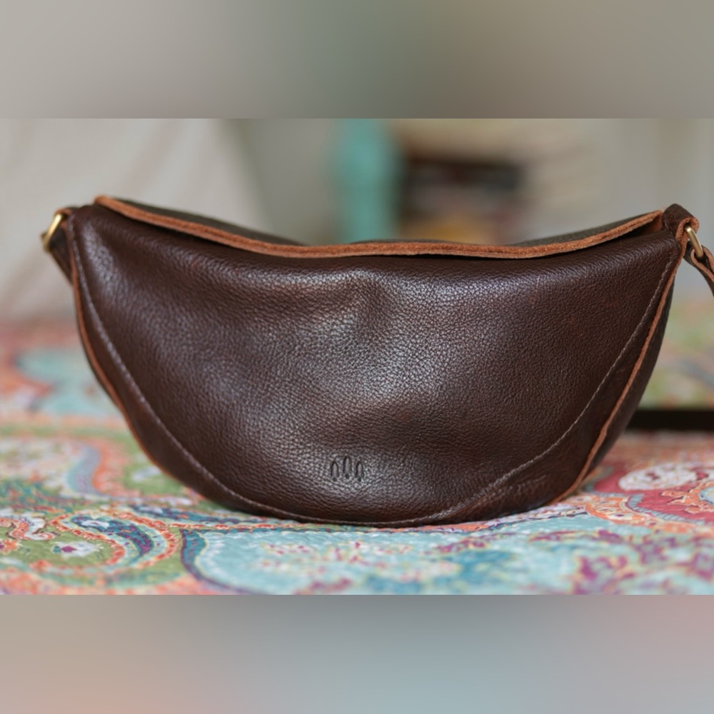 Portland Leather Goods Large Koala Crossbody Bag in Coldbrew